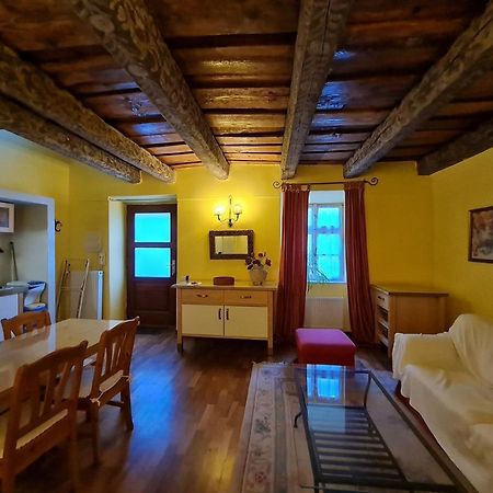 Magic Central Attic Apartment Praga Zewnętrze zdjęcie